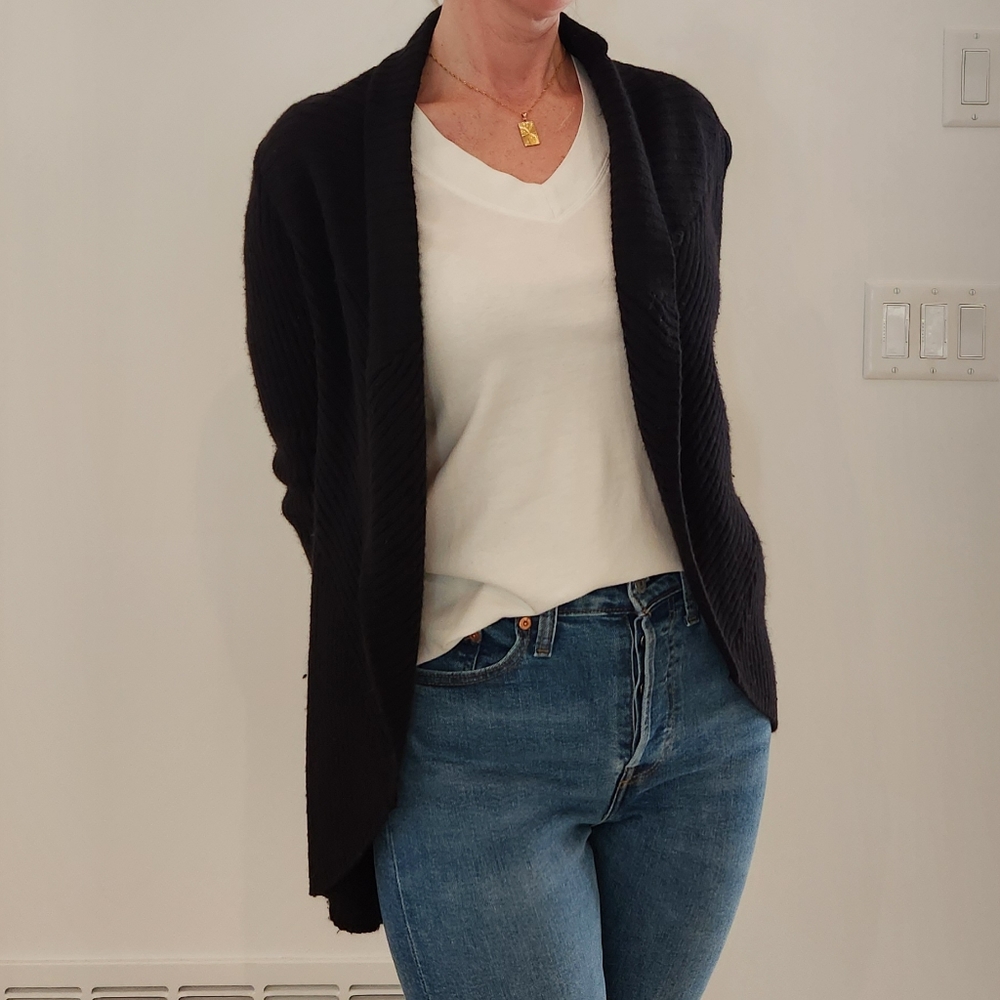 🌲 Black Guess sweater - Picture 2 of 5